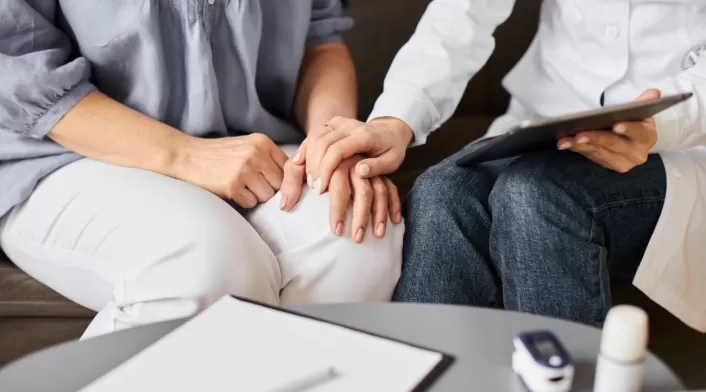 Descubra cómo superar una ruptura amorosa con el psicólogo Roinel Salamanca. Aprenda a gestionar sus emociones y reconstruirse después del duelo Descubra cómo superar una ruptura amorosa con el psicólogo Roinel Salamanca. Aprenda a gestionar sus emociones y reconstruirse después del duelo