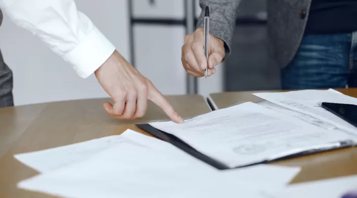 Sanciones por incumplir con la nueva jornada laboral en Colombia Sanciones por incumplir con la nueva jornada laboral en Colombia