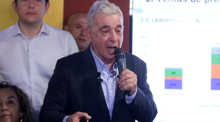 Álvaro Uribe Álvaro Uribe