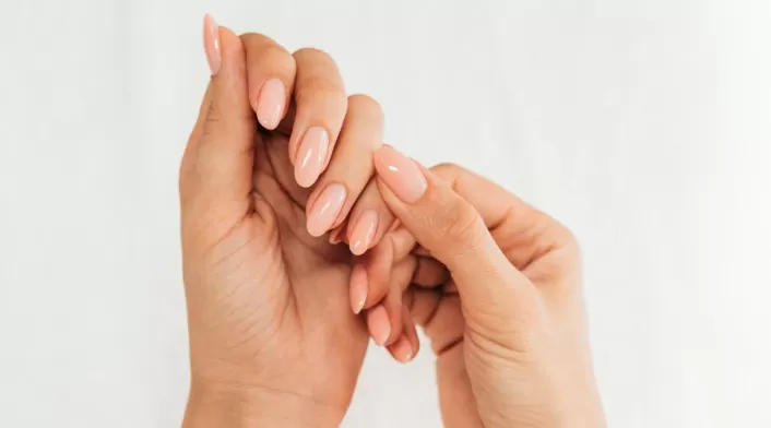 Uñas de princesa: la manicura más elegante del verano 2025 Uñas de princesa: la manicura más elegante del verano 2025