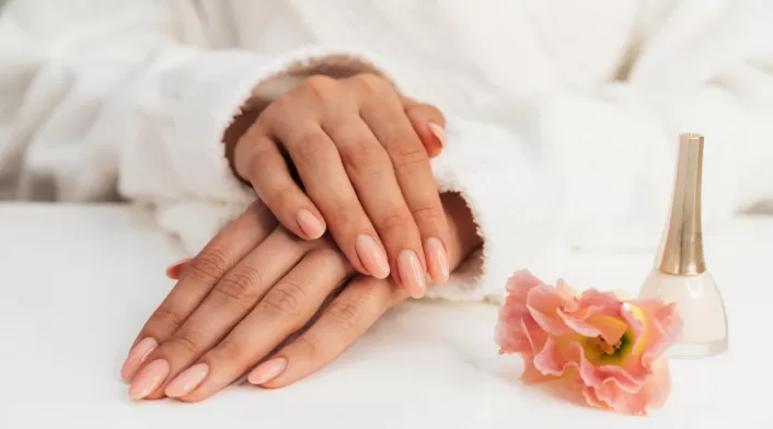 Uñas de princesa: la manicura más elegante del verano 2025 Uñas de princesa: la manicura más elegante del verano 2025