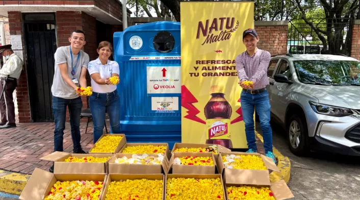 “DesTapa Tu Grandeza” de Natumalta “DesTapa Tu Grandeza” de Natumalta
