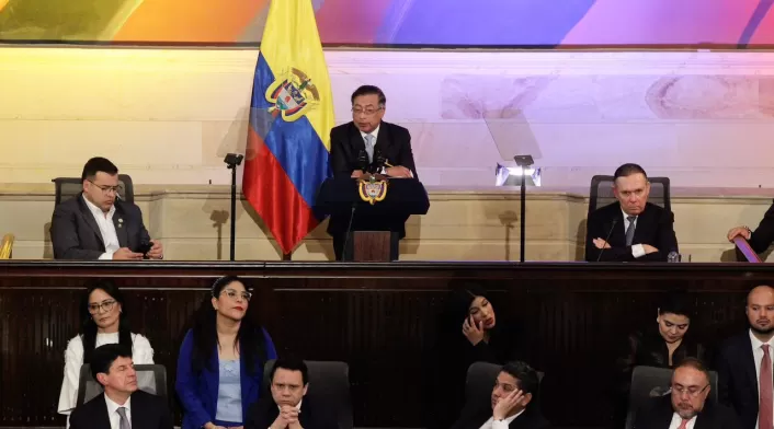 Gustavo Petro en el Congreso Gustavo Petro en el Congreso