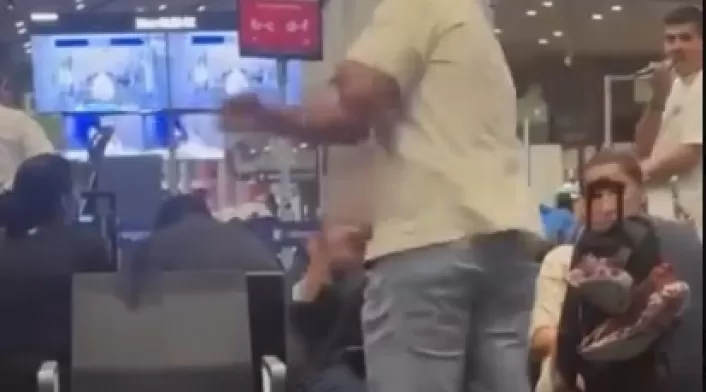 Hecho de agresión en el aeropuerto Internacional El Dorado generó reacciones del gobierno distrital.