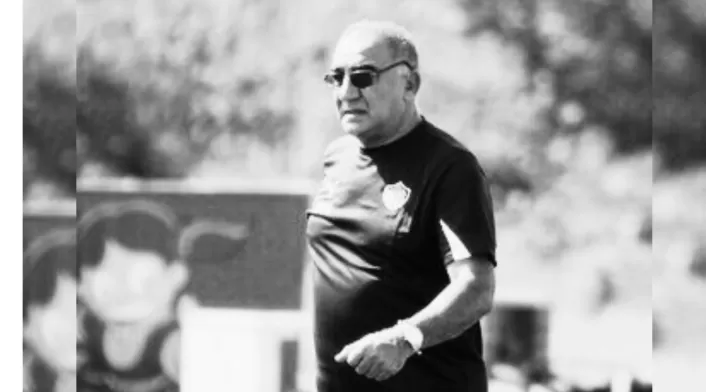 López, exfutbolista y exentrenador, se consolidó como una leyenda de Independiente y además construyó una extensa carrera como entrenador López, exfutbolista y exentrenador, se consolidó como una leyenda de Independiente y además construyó una extensa carrera como entrenador