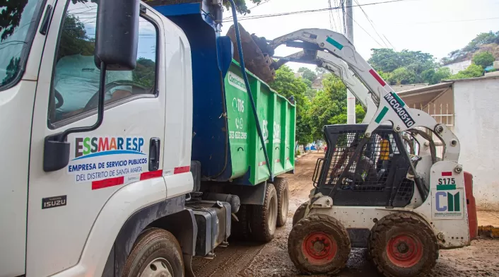 Refuerzan operaciones de emergencia en Santa Marta ante afectaciones que golpean a 50 barrios y dejan miles de afectados