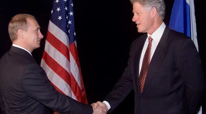 Vladimir Putin y Bill Clinton en 1999