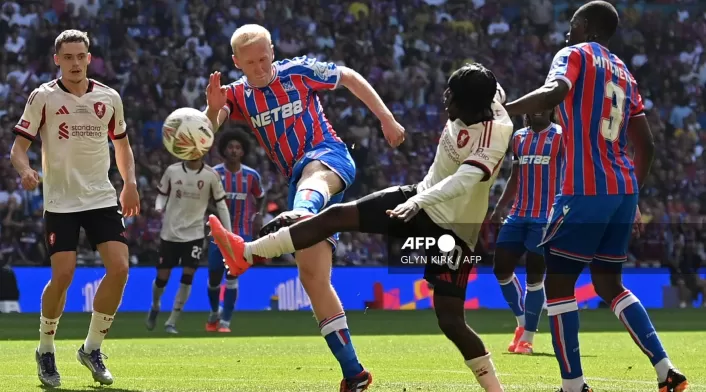 Liverpool vs Crystal Palace Liverpool vs Crystal Palace