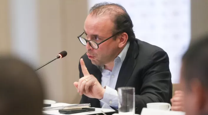 Alejandro Eder Alejandro Eder