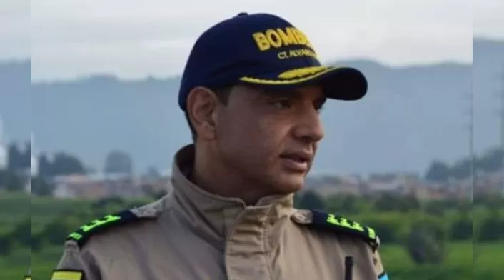 Operativos activos en Cundinamarca para encontrar a Valeria Afanador, niña desaparecida en Cajicá. Autoridades despliegan drones y equipos de búsqueda en zona rural Operativos activos en Cundinamarca para encontrar a Valeria Afanador, niña desaparecida en Cajicá. Autoridades despliegan drones y equipos de búsqueda en zona rural