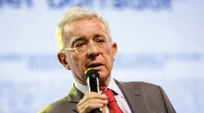 Álvaro Uribe Álvaro Uribe