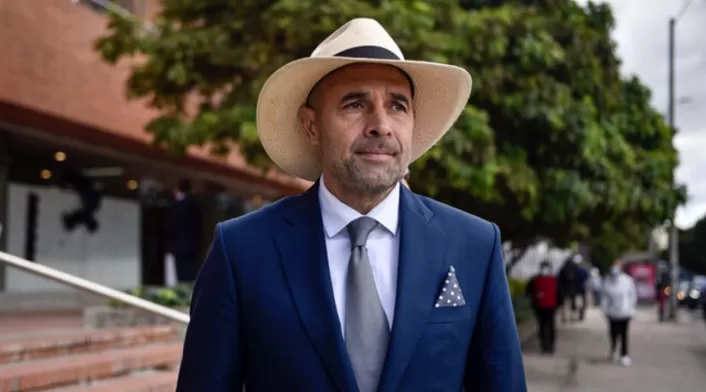 Andrés Guerra plantea dudas sobre investigación por asesinato de Miguel Uribe Turbay Andrés Guerra plantea dudas sobre investigación por asesinato de Miguel Uribe Turbay