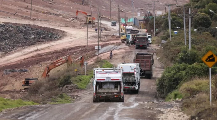 Consuelo Ordóñez de la UAESP explica desafíos en recolección de basura en Bogotá: 5.400 toneladas diarias y arrojo clandestino Consuelo Ordóñez de la UAESP explica desafíos en recolección de basura en Bogotá: 5.400 toneladas diarias y arrojo clandestino