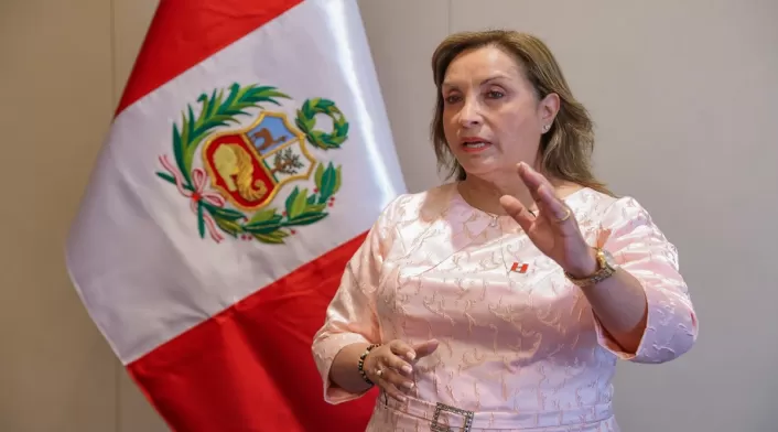 Dina Boluarte en un video dirigido a Perú acerca de la isla de Santa Rosa de Loreto