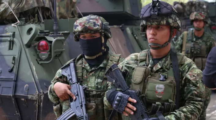 Confrontación armada entre ELN y disidencias de Farc en Catatumbo deja más de 300 muertos Confrontación armada entre ELN y disidencias de Farc en Catatumbo deja más de 300 muertos