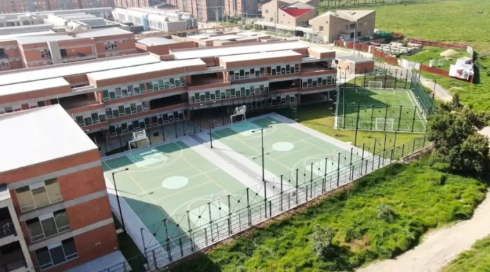 Durante esta semana, los docentes también tienen la oportunidad de realizar actividades de planeación y actualización profesional Durante esta semana, los docentes también tienen la oportunidad de realizar actividades de planeación y actualización profesional