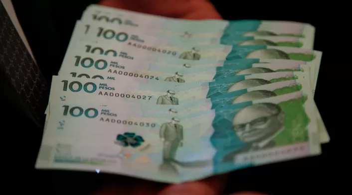 Billetes de cien mil Billetes de cien mil