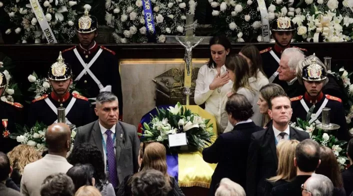 Fiscalía y Policía se reúnen para entregar resultados en investigación de asesinato de Miguel Uribe Fiscalía y Policía se reúnen para entregar resultados en investigación de asesinato de Miguel Uribe