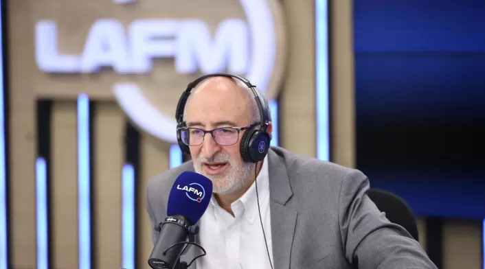 Francisco Barbosa, exfiscal general de la Nación, explica su ubicación en el espectro político y sus propuestas para seguridad y paz en entrevista con La FM Francisco Barbosa, exfiscal general de la Nación, explica su ubicación en el espectro político y sus propuestas para seguridad y paz en entrevista con La FM
