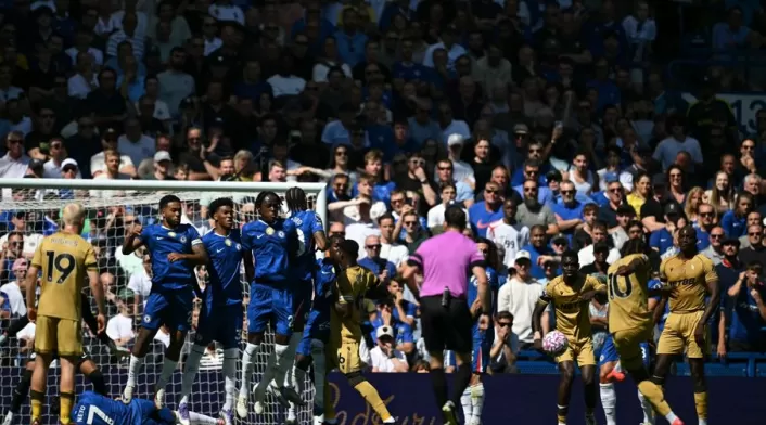 Gol del Crystal Palace en la Premier League que fue invalidado por el VAR