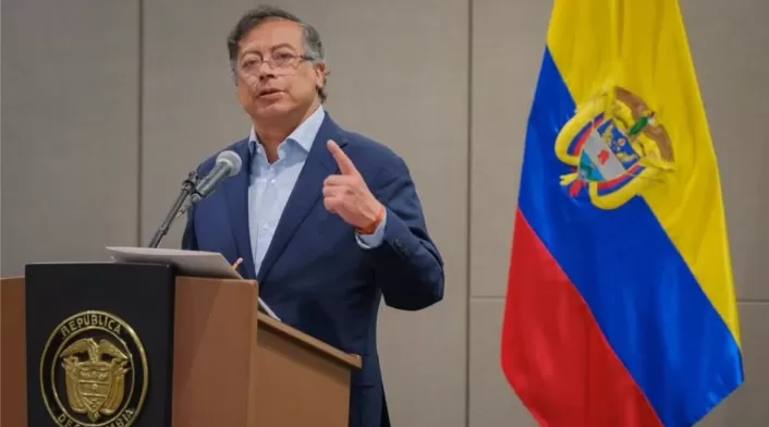 El CNE prepara sanciones por financiación irregular en campaña de Gustavo Petro. Multas millonarias propuestas para Ricardo Roa y partidos Colombia Humana y Unión Patriótica El CNE prepara sanciones por financiación irregular en campaña de Gustavo Petro. Multas millonarias propuestas para Ricardo Roa y partidos Colombia Humana y Unión Patriótica