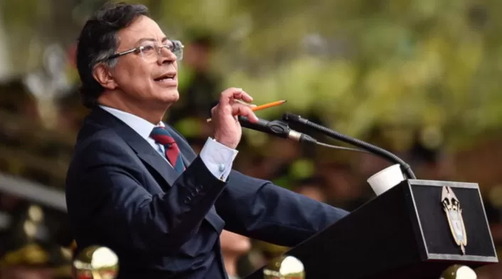 El presidente colombiano, Gustavo Petro, insta a detener el mercenarismo en Colombia. Kamel Idris de Sudán hace un llamado urgente El presidente colombiano, Gustavo Petro, insta a detener el mercenarismo en Colombia. Kamel Idris de Sudán hace un llamado urgente