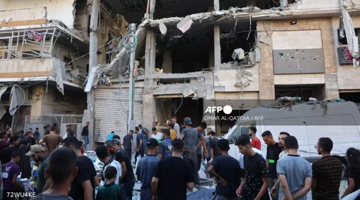 Israel anuncia la muerte del portavoz de Hamás en Gaza y promete perseguir a los líderes restantes, incluso en el extranjero. Ofensiva israelí deja 24 muertos en la Franja Israel anuncia la muerte del portavoz de Hamás en Gaza y promete perseguir a los líderes restantes, incluso en el extranjero. Ofensiva israelí deja 24 muertos en la Franja