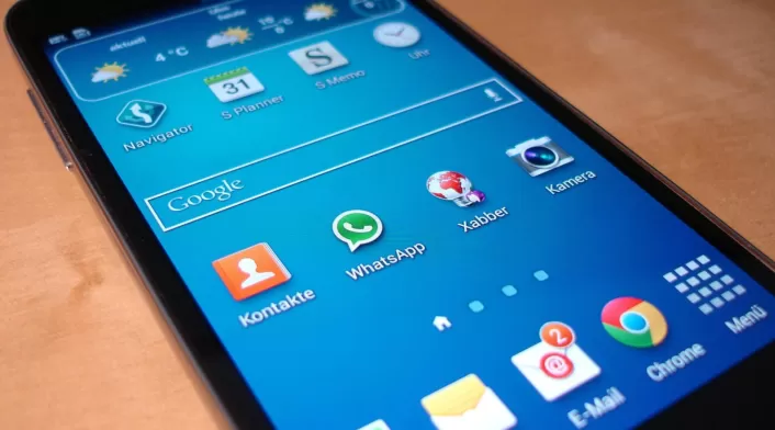 Meta IA en WhatsApp: ¿Cómo desactivar el asistente de inteligencia artificial? Descubre paso a paso cómo minimizar su presencia y proteger tu privacidad en la popular app de mensajería. Meta IA en WhatsApp: ¿Cómo desactivar el asistente de inteligencia artificial? Descubre paso a paso cómo minimizar su presencia y proteger tu privacidad en la popular app de mensajería.