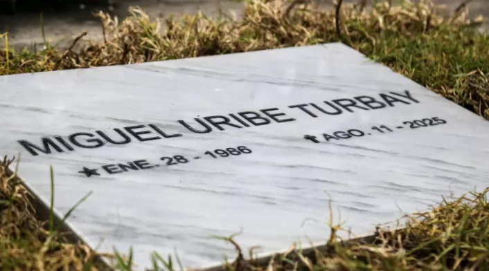Tumba Miguel Uribe Turbay Tumba Miguel Uribe Turbay