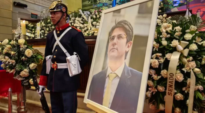 La Fiscalía alista nueva imputación de cargos por magnicidio de Miguel Uribe Turbay. Imputados vinculados a otros homicidios internacionales La Fiscalía alista nueva imputación de cargos por magnicidio de Miguel Uribe Turbay. Imputados vinculados a otros homicidios internacionales