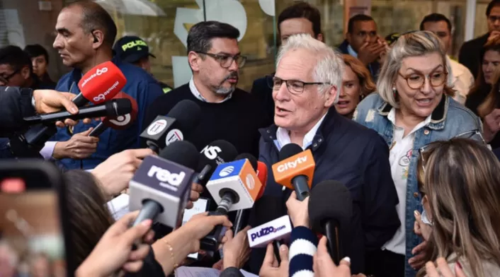 Mañana en el Congreso, Miguel Uribe Londoño revelará su decisión de ser candidato en la consulta del Centro Democrático Mañana en el Congreso, Miguel Uribe Londoño revelará su decisión de ser candidato en la consulta del Centro Democrático