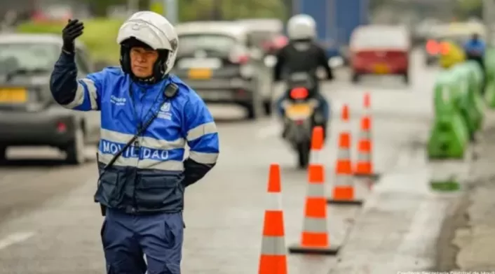 Sanción de 604.100 y inmovilización del vehículo para quienes incumplan norma de pico y placa en retorno masivo a Bogotá durante puente festivo de la Asunción de la Virgen. Sanción de 604.100 y inmovilización del vehículo para quienes incumplan norma de pico y placa en retorno masivo a Bogotá durante puente festivo de la Asunción de la Virgen.
