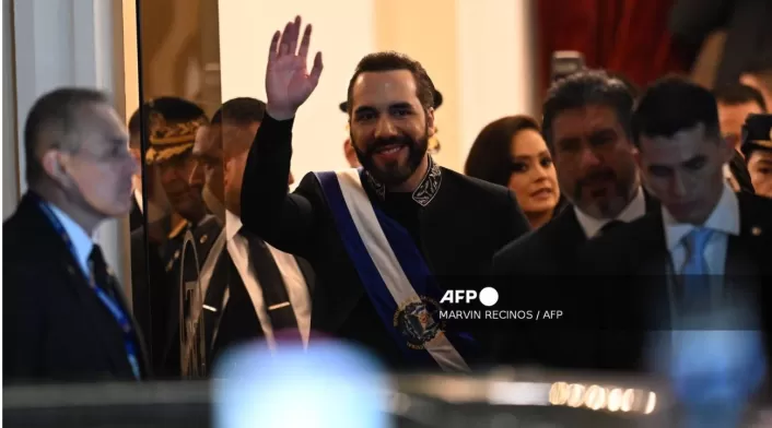 El presidente de El Salvador, Nayib Bukele, consolida su poder total con una reforma constitucional que le permite reelegirse indefinidamente El presidente de El Salvador, Nayib Bukele, consolida su poder total con una reforma constitucional que le permite reelegirse indefinidamente