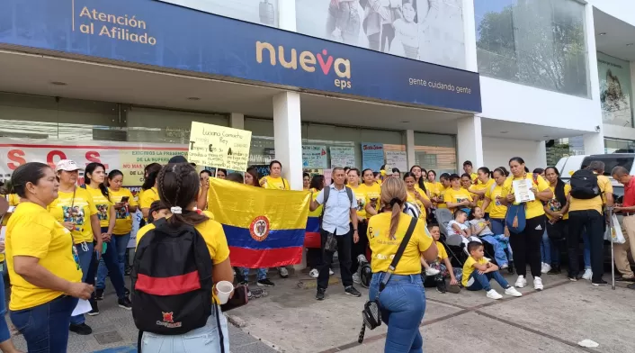 Protesta ante Nueva EPS en Cúcuta Protesta ante Nueva EPS en Cúcuta