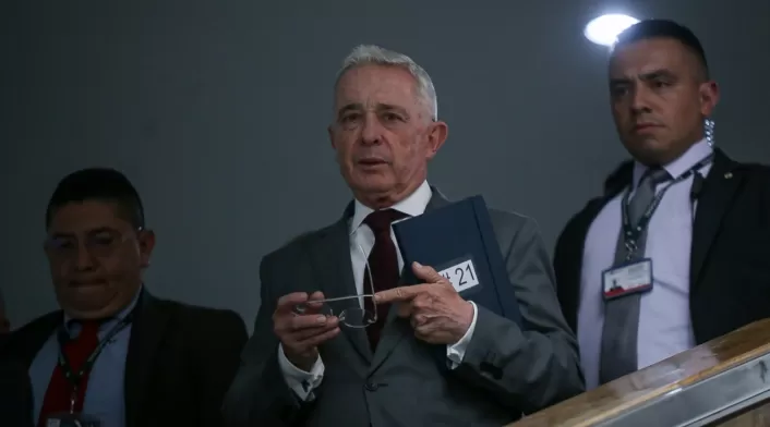 Álvaro Uribe Álvaro Uribe