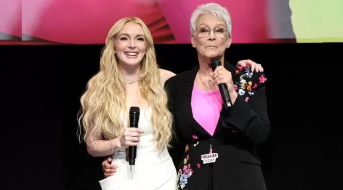 Un viernes de locos' regresa con 'Otro viernes de locos' después de 22 años. Lindsay Lohan y Jamie Lee Curtis vuelven a cautivar a los televidentes en esta nueva entrega llena de sorpresas y diversión Un viernes de locos' regresa con 'Otro viernes de locos' después de 22 años. Lindsay Lohan y Jamie Lee Curtis vuelven a cautivar a los televidentes en esta nueva entrega llena de sorpresas y diversión