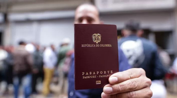 En las próximas horas se firmará la prórroga del contrato que garantiza la expedición de pasaportes con Thomas Greg and Sons En las próximas horas se firmará la prórroga del contrato que garantiza la expedición de pasaportes con Thomas Greg and Sons