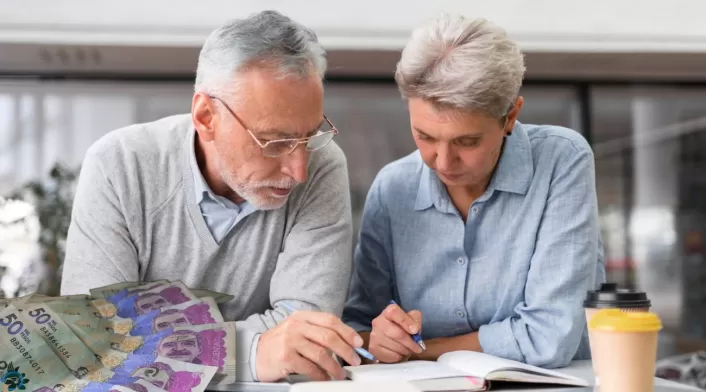 Proyecto de Ley busca ampliar acceso a pensión especial por riesgo para la salud. Senadores proponen modificaciones para garantizar equidad en sistema pensional Proyecto de Ley busca ampliar acceso a pensión especial por riesgo para la salud. Senadores proponen modificaciones para garantizar equidad en sistema pensional