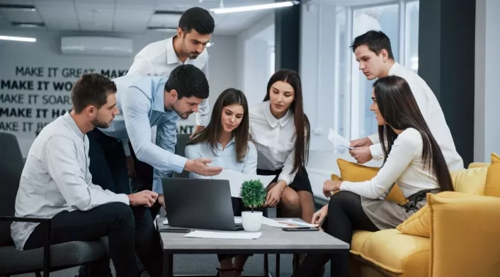 Vacantes directivas en Colombia: salarios altos Vacantes directivas en Colombia: salarios altos