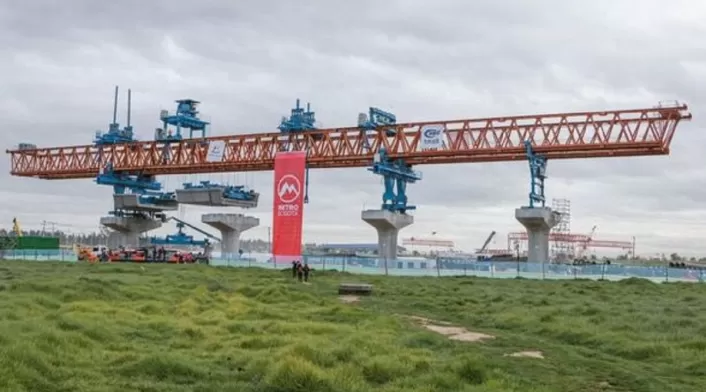Viga lanzadora del metro de Bogotá l Jun 2024