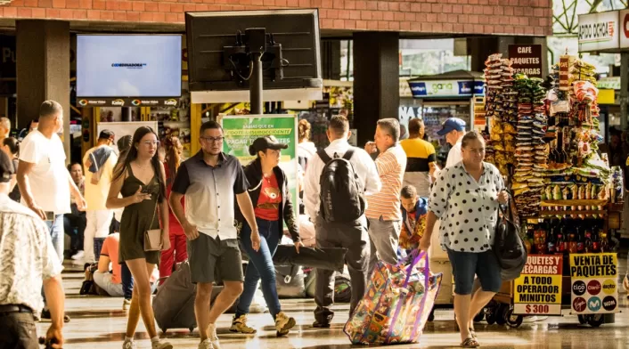 Terminales terrestres de Medellín esperan a más de 200 mil viajeros durante la Feria de las Flores.