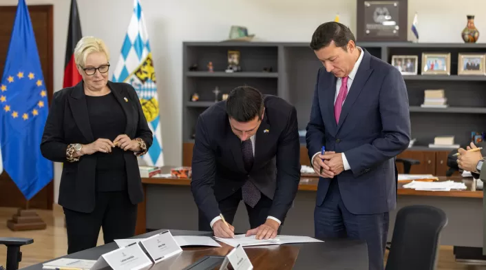 Registraduría firma convenio de cara a la elección de Consejos de Juventud