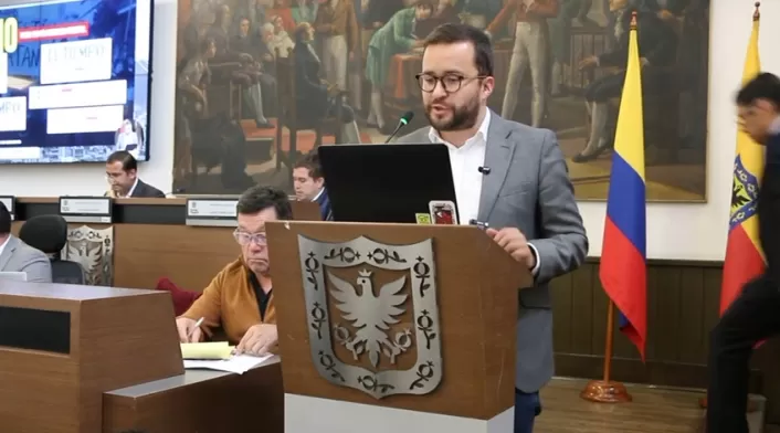 Concejal Andrés Barrios, asegura que la inseguridad en Bogotá se incrementó por cuenta del fracaso de la 'Paz Total' del presidente Gustavo Petro. Fracaso de la 'Paz Total' genera impacto en la seguridad de Bogotá
