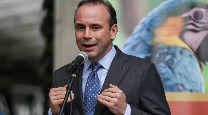El alcalde de Cali, Alejandro Eder, fortalece relaciones en Washington para atraer inversión y cooperación internacional. El alcalde de Cali, Alejandro Eder, fortalece relaciones en Washington para atraer inversión y cooperación internacional.