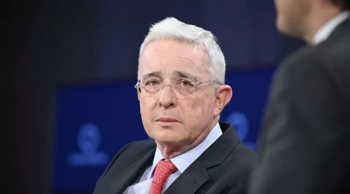 Álvaro Uribe Álvaro Uribe