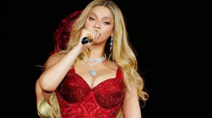 Feliz cumpleaños a Beyoncé, la icónica artista que ha conquistado escenarios internacionales y ha marcado la industria musical con su talento Feliz cumpleaños a Beyoncé, la icónica artista que ha conquistado escenarios internacionales y ha marcado la industria musical con su talento