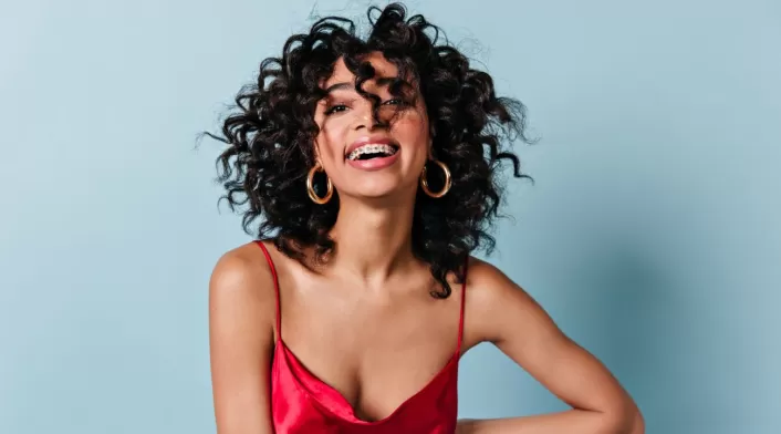 Colombia se ha posicionado como referente regional en el desarrollo de productos especializados para cabello afro y rizado Colombia se ha posicionado como referente regional en el desarrollo de productos especializados para cabello afro y rizado