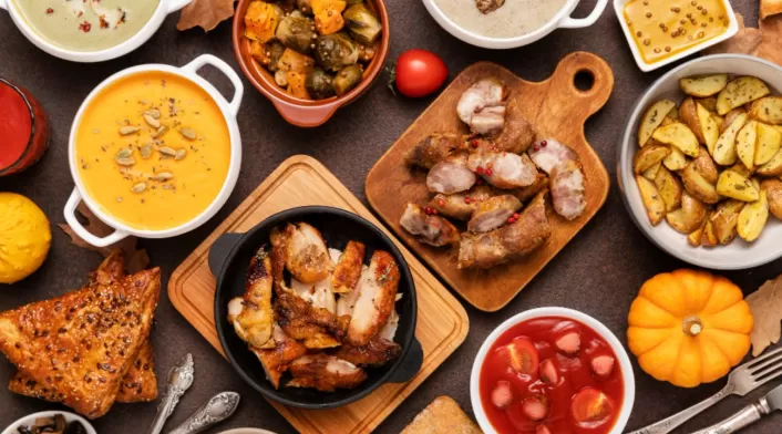 Consejos de nutrición para cenar ligero y saludable. Cinco alimentos fáciles de digerir: pescados, verduras, huevos, legumbres y frutas Consejos de nutrición para cenar ligero y saludable. Cinco alimentos fáciles de digerir: pescados, verduras, huevos, legumbres y frutas