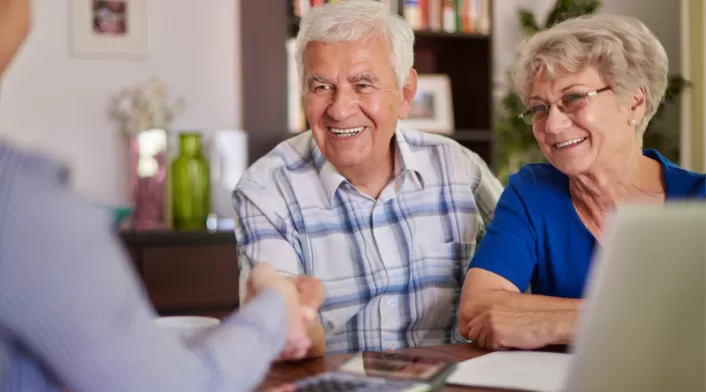 Descubre cómo funcionan los aportes de salud de los pensionados en Colombia. ¿Quiénes pagan menos? ¿Cómo afecta la reforma pensional? Descubre cómo funcionan los aportes de salud de los pensionados en Colombia. ¿Quiénes pagan menos? ¿Cómo afecta la reforma pensional?