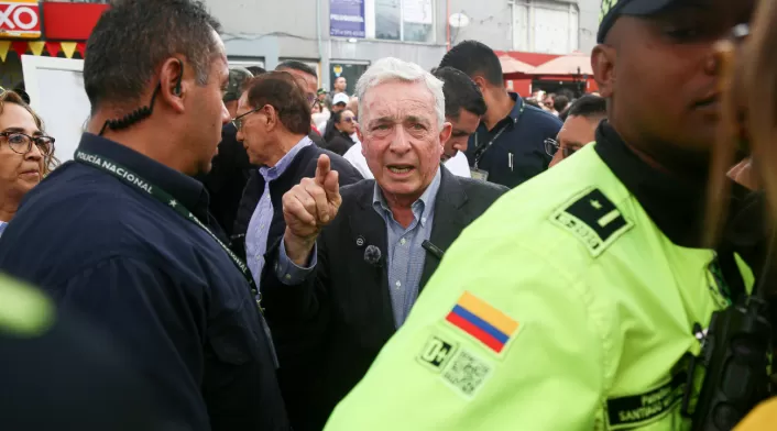 Centro Democrático implementa proceso transparente para conformar lista al Senado 2026. Comité técnico evaluará perfiles de aspirantes y actuales congresistas. Centro Democrático implementa proceso transparente para conformar lista al Senado 2026. Comité técnico evaluará perfiles de aspirantes y actuales congresistas.